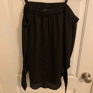 IZ Byer Black Blouse